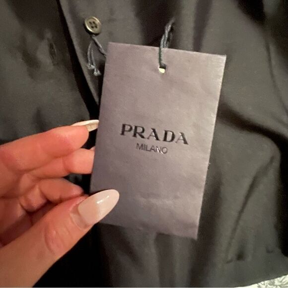 Prada size 42 Italian NWT silk top - Picture 5 of 8